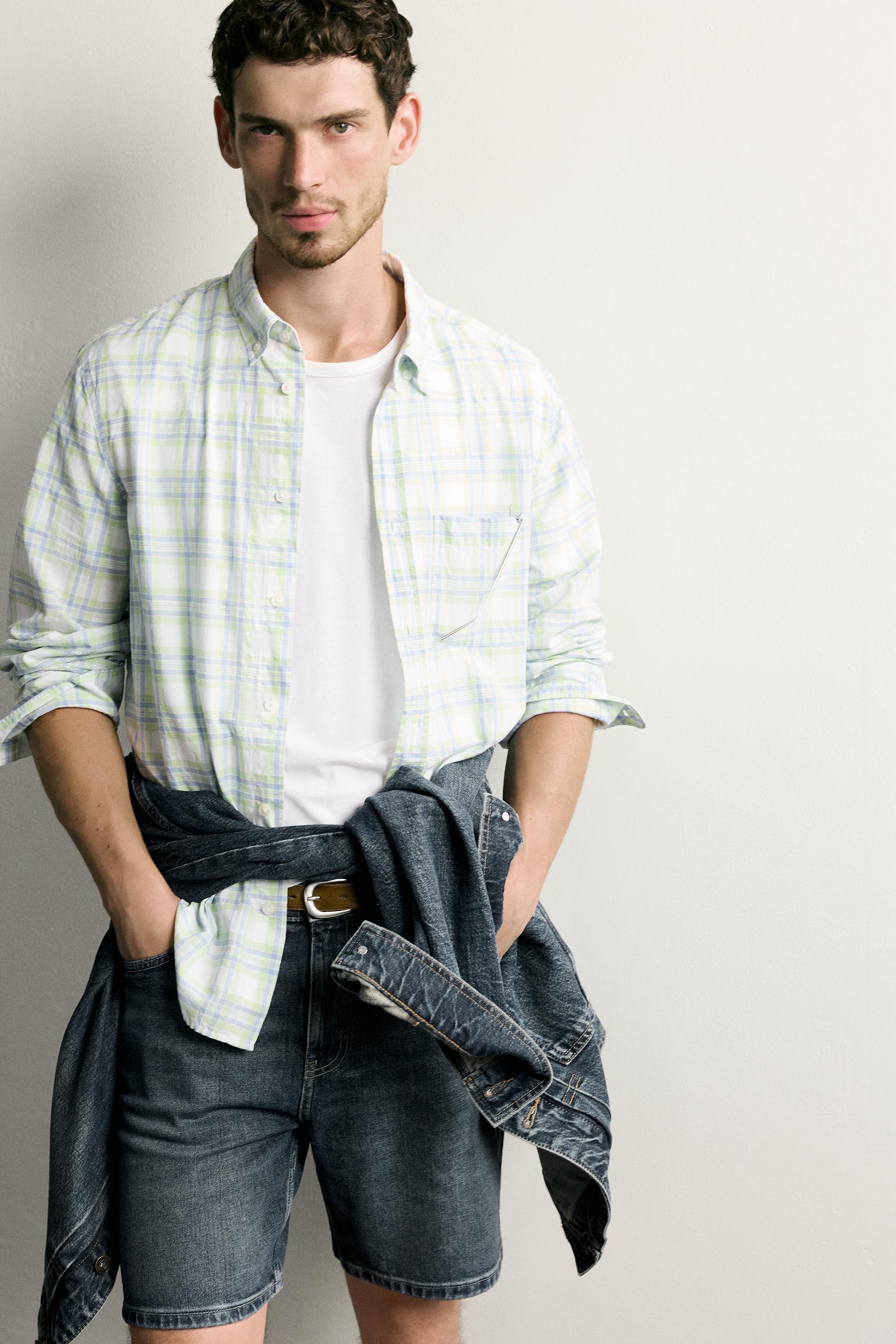 REGULAR FIT DENIM SHORTS